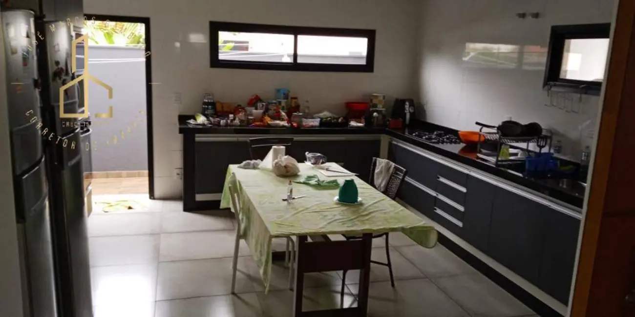 Casa de Condomínio com 3 quartos à venda, 525m2 em Jardim Residencial Chácara Ondina, Sorocaba - SP - imagem 3 Foto 3 de Casa de Condomínio com 3 quartos à venda, 525m2 em Jardim Residencial Chácara Ondina, Sorocaba - SP