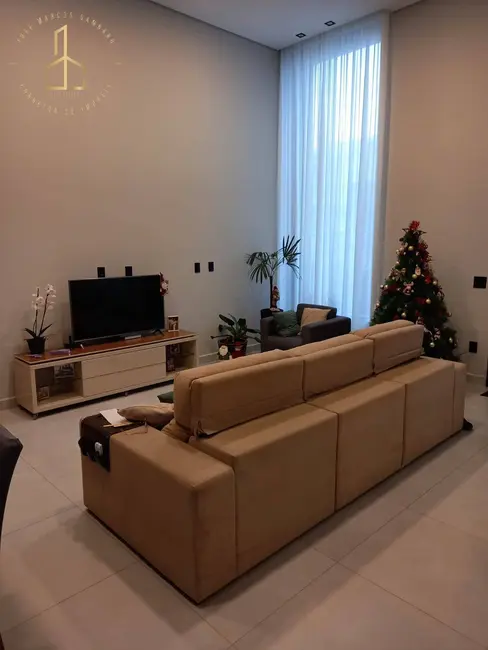 Casa de Condomínio com 3 quartos à venda, 250m2 em Vila Odim Antão, Sorocaba - SP - imagem 4 Foto 4 de Casa de Condomínio com 3 quartos à venda, 250m2 em Vila Odim Antão, Sorocaba - SP