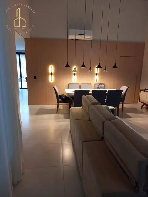 Casa de Condomínio com 3 quartos à venda, 250m2 em Vila Odim Antão, Sorocaba - SP - imagem 5 Foto 5 de Casa de Condomínio com 3 quartos à venda, 250m2 em Vila Odim Antão, Sorocaba - SP