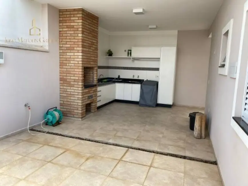 Casa de Condomínio com 3 quartos à venda, 250m2 em Vila Odim Antão, Sorocaba - SP - imagem 2 Foto 2 de Casa de Condomínio com 3 quartos à venda, 250m2 em Vila Odim Antão, Sorocaba - SP