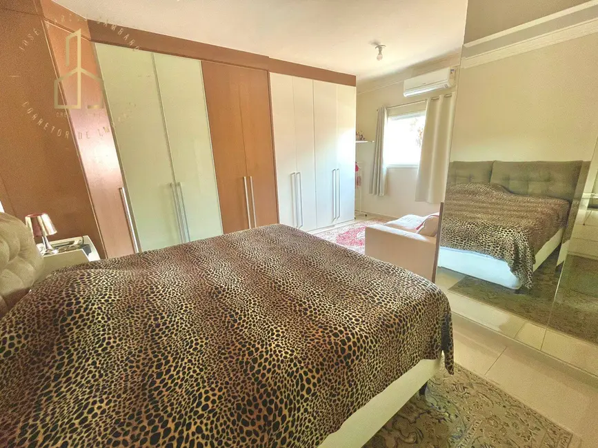 Casa de Condomínio com 5 quartos à venda e para alugar, 300m2 em Granja Olga III, Sorocaba - SP - imagem 9 Foto 9 de Casa de Condomínio com 5 quartos à venda e para alugar, 300m2 em Granja Olga III, Sorocaba - SP