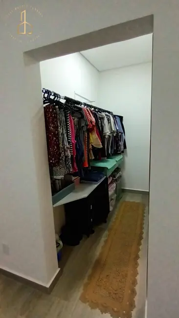 Casa de Condomínio com 3 quartos à venda, 200m2 em Wanel Ville, Sorocaba - SP - imagem 5 Foto 5 de Casa de Condomínio com 3 quartos à venda, 200m2 em Wanel Ville, Sorocaba - SP