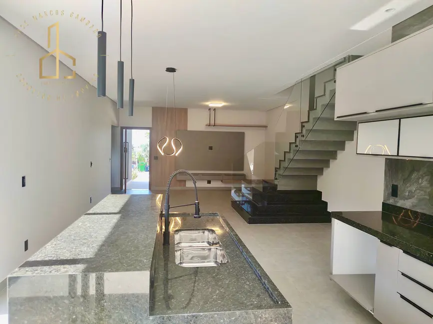 Casa de Condomínio com 3 quartos à venda, 280m2 em Morros, Sorocaba - SP - imagem 3 Foto 3 de Casa de Condomínio com 3 quartos à venda, 280m2 em Morros, Sorocaba - SP