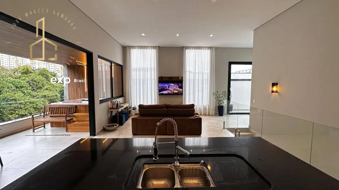 Casa de Condomínio com 3 quartos à venda, 331m2 em Jardim Gramados de Sorocaba, Sorocaba - SP - imagem 8 Foto 8 de Casa de Condomínio com 3 quartos à venda, 331m2 em Jardim Gramados de Sorocaba, Sorocaba - SP