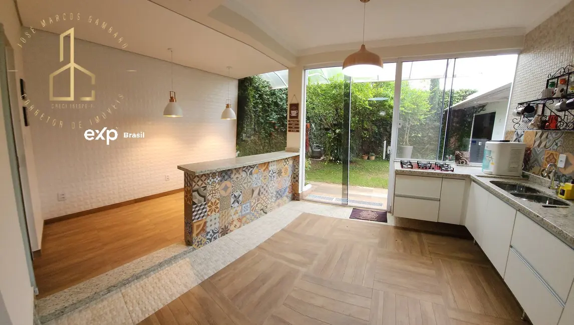 Casa com 4 quartos à venda, 250m2 em Jardim Astro, Sorocaba - SP - imagem 9 Foto 9 de Casa com 4 quartos à venda, 250m2 em Jardim Astro, Sorocaba - SP