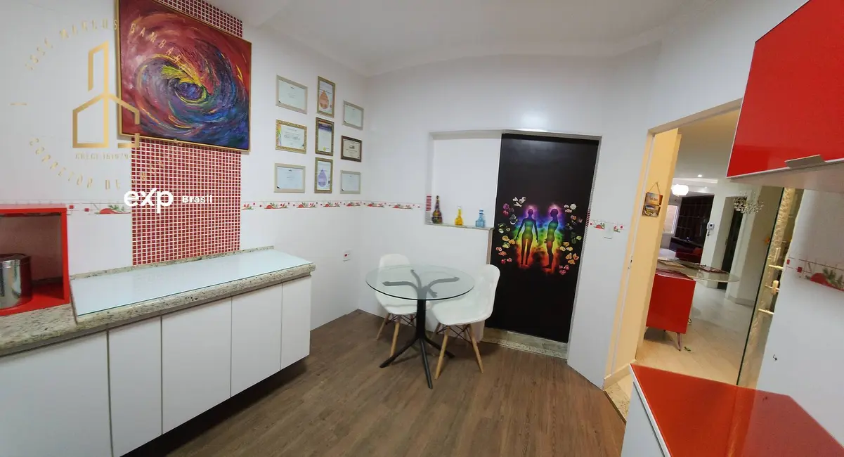 Casa com 4 quartos à venda, 250m2 em Jardim Astro, Sorocaba - SP - imagem 5 Foto 5 de Casa com 4 quartos à venda, 250m2 em Jardim Astro, Sorocaba - SP