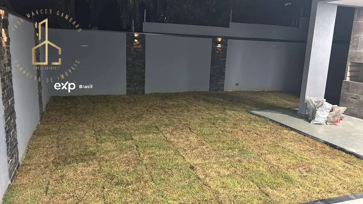 Foto 2 de Casa de Condomínio com 3 quartos à venda, 250m2 em Jardim Astro, Sorocaba - SP