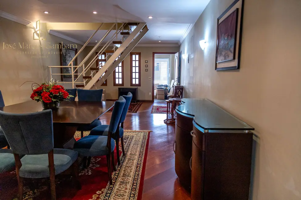 Casa com 3 quartos à venda, 180m2 em Planalto Paulista, São Paulo - SP - imagem 2 Foto 2 de Casa com 3 quartos à venda, 180m2 em Planalto Paulista, São Paulo - SP