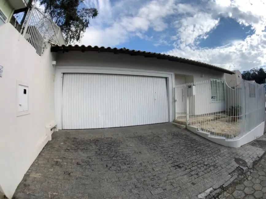 Foto 3 de Casa com 4 quartos à venda, 300m2 em Carvoeira, Florianopolis - SC