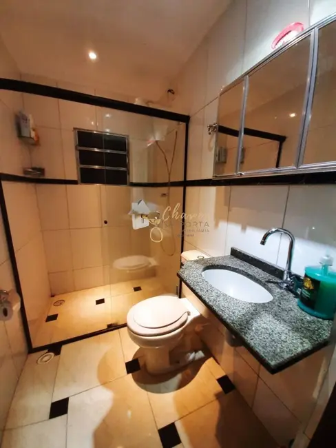 Foto 2 de Casa com 4 quartos à venda, 300m2 em Jardim das Camélias, São Paulo - SP