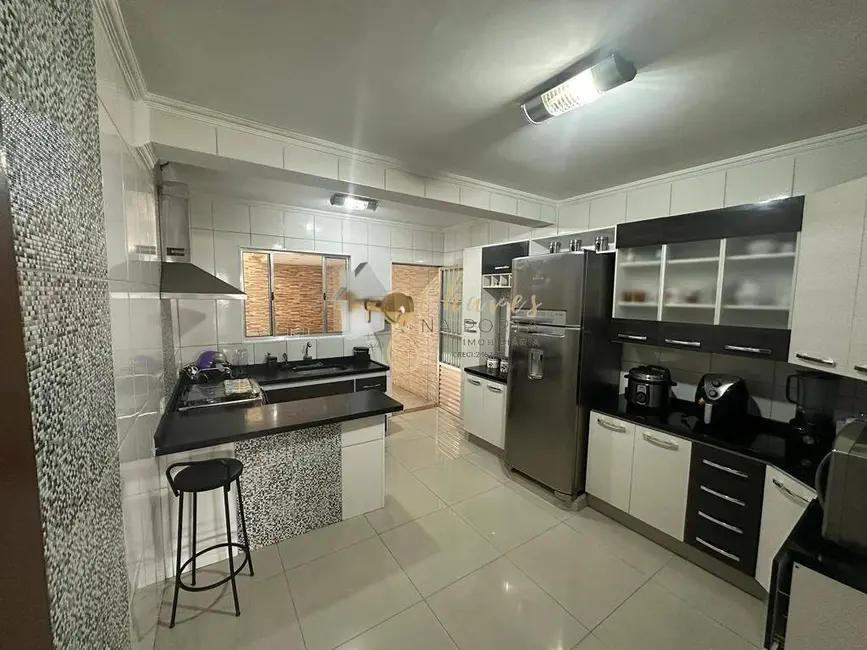 Foto 3 de Casa com 3 quartos à venda, 100m2 em Jardim Maria Virginia, São Paulo - SP