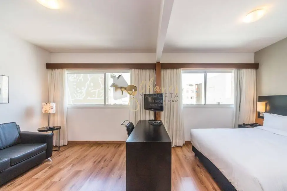 Foto 2 de Kitnet com 1 quarto à venda, 35m2 em Aclimação, São Paulo - SP