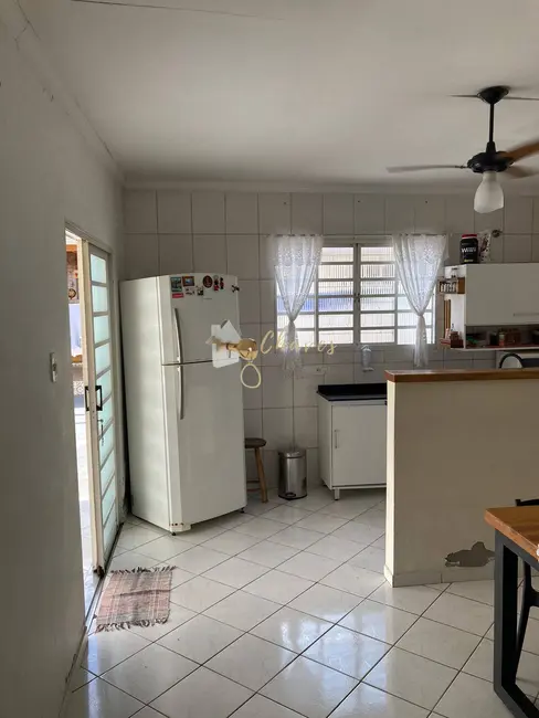 Foto 9 de Casa com 1 quarto à venda, 250m2 em Jardim Ana Rosa, Taubate - SP