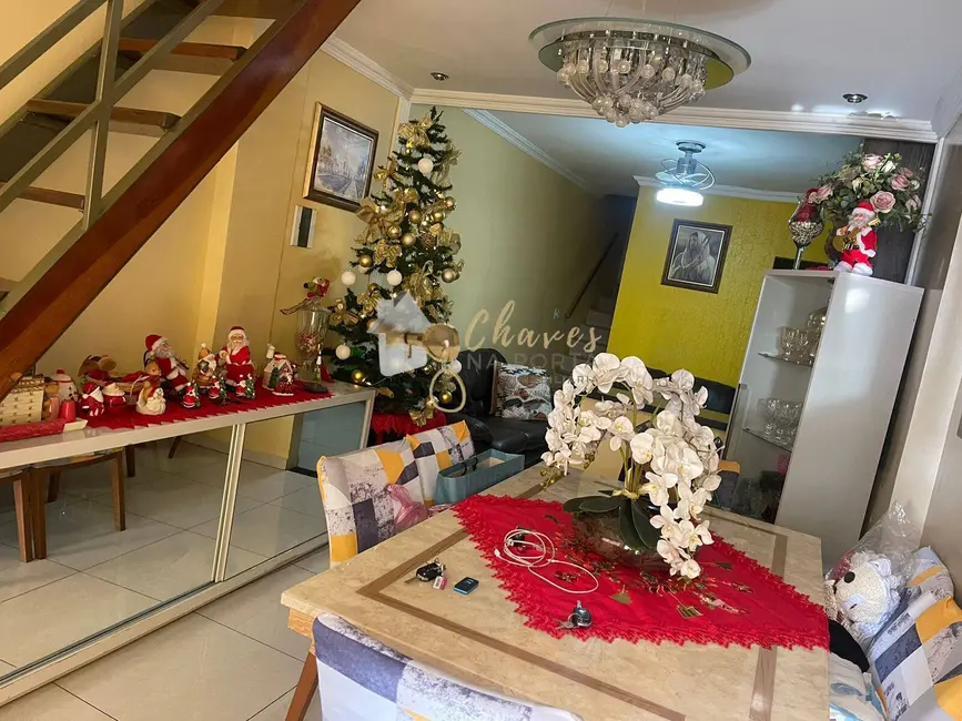 Foto 2 de Casa com 3 quartos à venda, 160m2 em Parque Pinheiros, Taboao Da Serra - SP