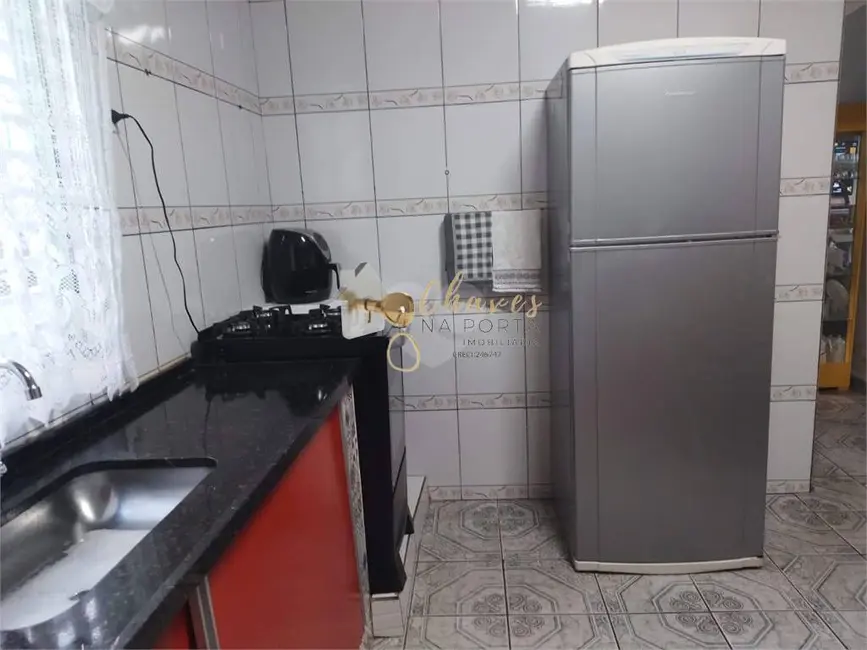 Sobrado com 2 quartos à venda, 200m2 em Jardim das Oliveiras, São Paulo - SP - imagem 6 Foto 6 de Sobrado com 2 quartos à venda, 200m2 em Jardim das Oliveiras, São Paulo - SP