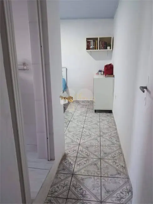 Sobrado com 2 quartos à venda, 200m2 em Jardim das Oliveiras, São Paulo - SP - imagem 7 Foto 7 de Sobrado com 2 quartos à venda, 200m2 em Jardim das Oliveiras, São Paulo - SP