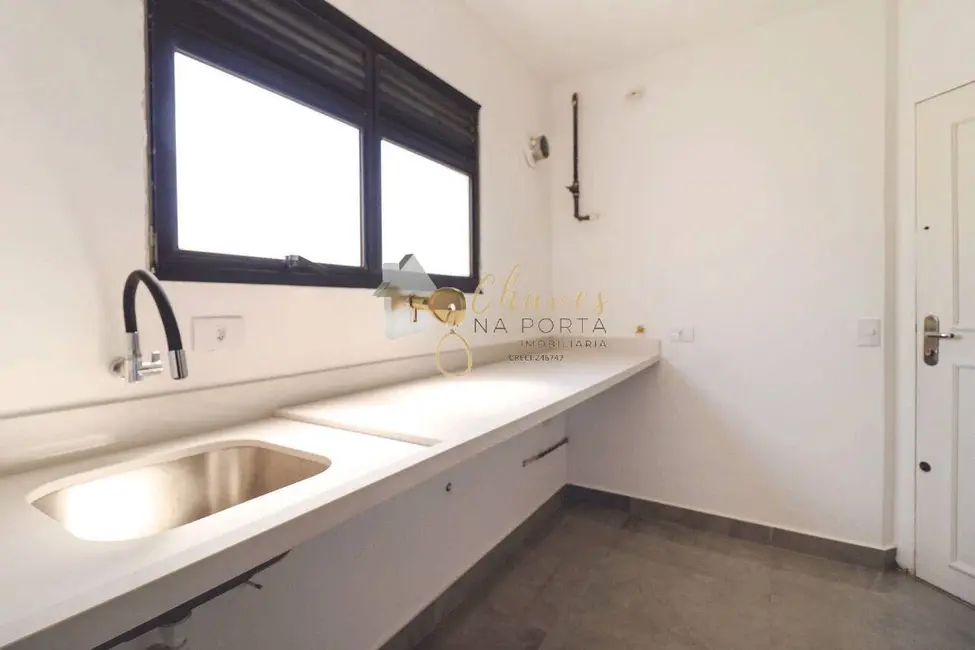 Apartamento com 3 quartos à venda, 370m2 em Indianópolis, São Paulo - SP - imagem 8 Foto 8 de Apartamento com 3 quartos à venda, 370m2 em Indianópolis, São Paulo - SP