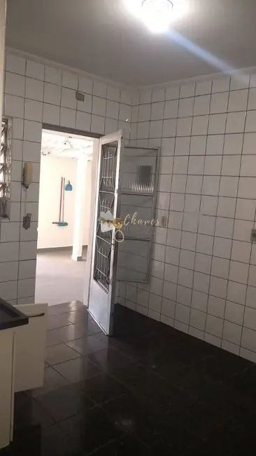 Foto 9 de Casa com 4 quartos à venda, 250m2 em Jardim Bom Refúgio, São Paulo - SP