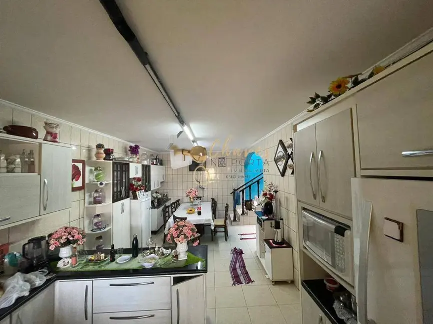 Foto 3 de Casa com 4 quartos à venda, 300m2 em Jardim Catanduva, São Paulo - SP