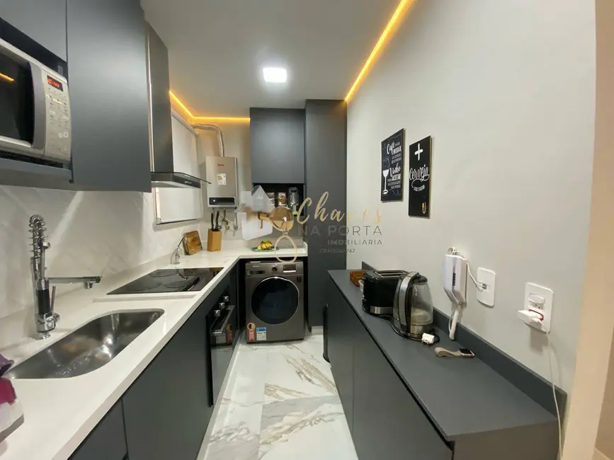 Foto 8 de Apartamento com 2 quartos à venda, 47m2 em Cotia - SP