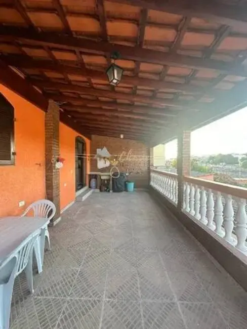 Foto 4 de Sobrado com 3 quartos à venda, 196m2 em Ayrosa, Osasco - SP