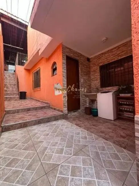 Foto 3 de Sobrado com 3 quartos à venda, 196m2 em Ayrosa, Osasco - SP