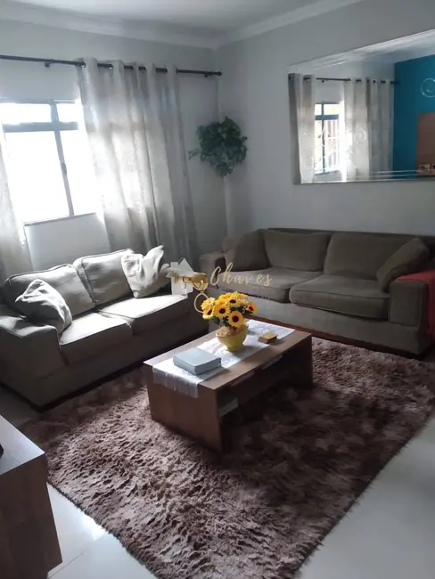 Foto 1 de Casa com 3 quartos à venda, 230m2 em Jardim Santo Antônio, Embu Das Artes - SP