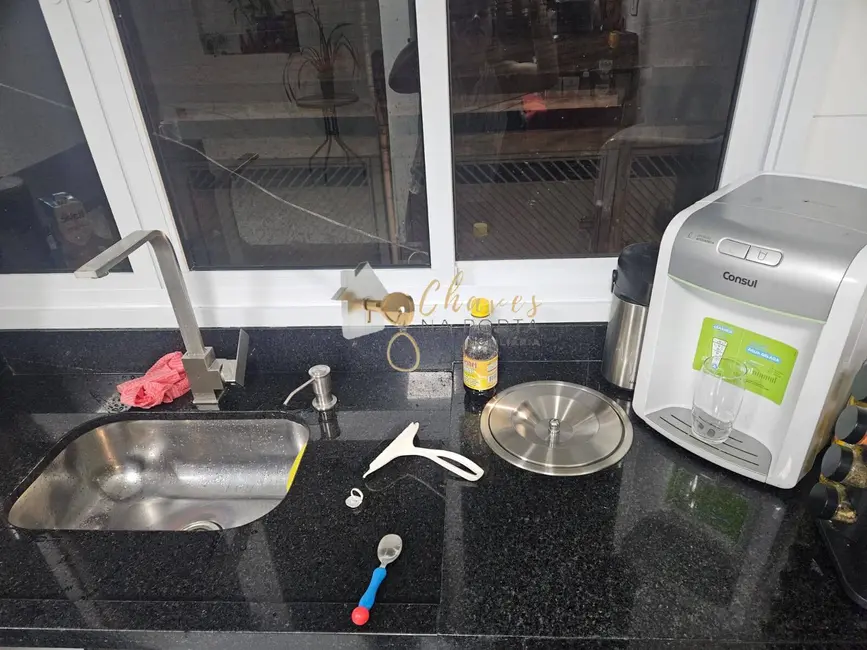 Foto 3 de Casa com 2 quartos à venda, 120m2 em Parque Santo Antônio, São Paulo - SP