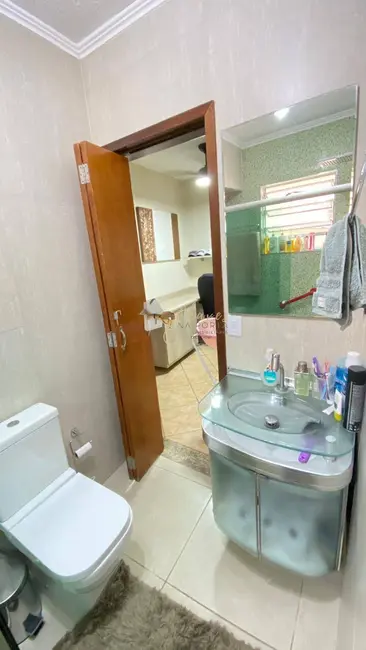 Foto 6 de Casa com 3 quartos à venda, 130m2 em Jardim Patente, São Paulo - SP