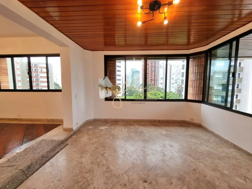 Foto 4 de Apartamento com 4 quartos à venda, 236m2 em Vila Suzana, São Paulo - SP