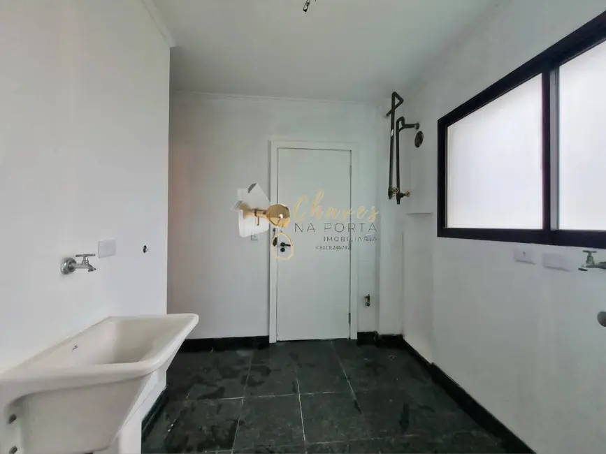 Foto 7 de Apartamento com 4 quartos à venda, 236m2 em Vila Suzana, São Paulo - SP