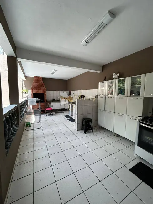 Foto 1 de Casa com 3 quartos à venda, 127m2 em Jardim Capão Redondo, São Paulo - SP