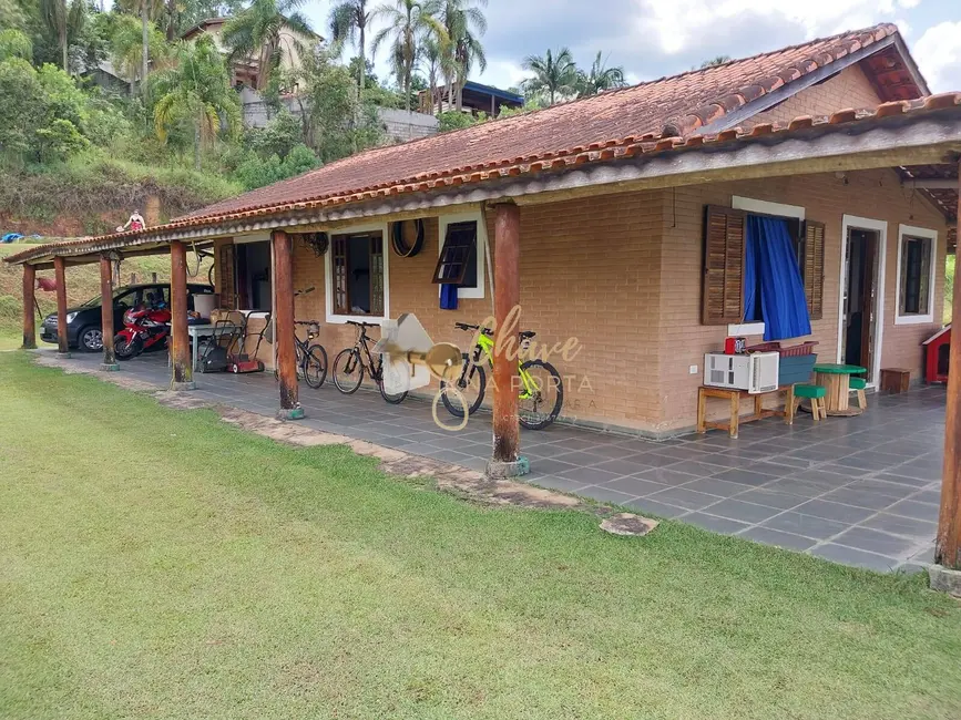 Foto 1 de Chácara com 3 quartos à venda, 2500m2 em Centro, Embu Das Artes - SP