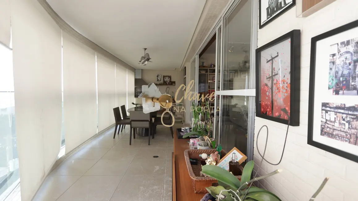 Foto 9 de Apartamento com 4 quartos para alugar, 335m2 em Ponta da Praia, Santos - SP