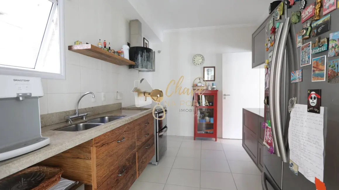 Foto 7 de Apartamento com 4 quartos para alugar, 335m2 em Ponta da Praia, Santos - SP