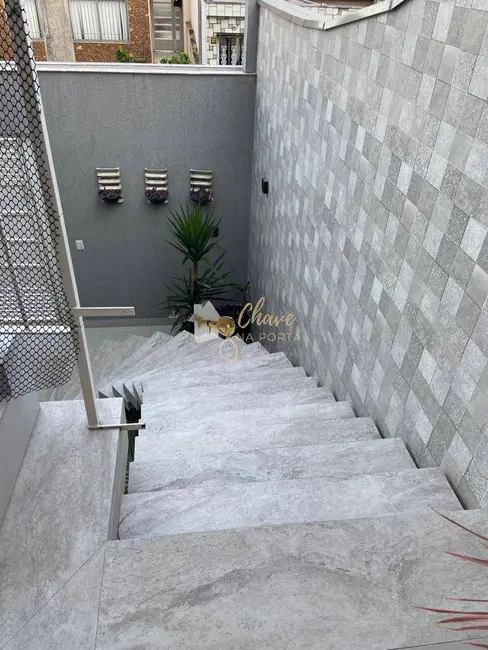 Foto 2 de Casa com 3 quartos à venda, 220m2 em Jardim Patente Novo, São Paulo - SP