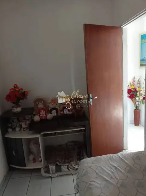 Foto 7 de Casa com 3 quartos à venda, 200m2 em Jardim Saint Moritz, Taboao Da Serra - SP