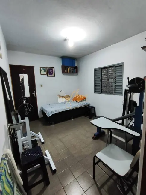 Foto 9 de Sobrado com 6 quartos à venda, 234m2 em Jardim Martini, São Paulo - SP