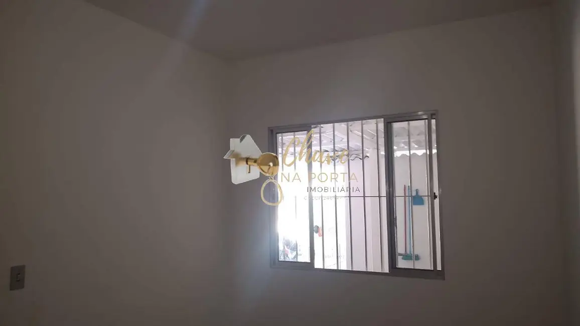 Foto 9 de Casa com 4 quartos à venda, 250m2 em Jardim Bom Refúgio, São Paulo - SP