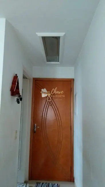 Foto 2 de Apartamento com 3 quartos à venda, 55m2 em Vila Carmosina, São Paulo - SP