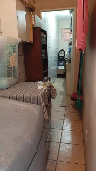 Foto 9 de Casa com 4 quartos à venda, 250m2 em Jardim Irapiranga, São Paulo - SP