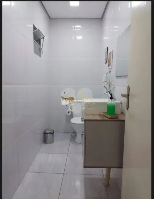 Foto 6 de Casa com 2 quartos à venda, 200m2 em Jardim das Oliveiras, São Paulo - SP
