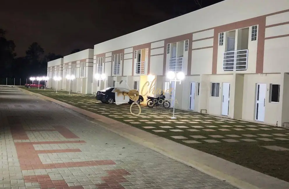Foto 1 de Casa com 2 quartos à venda, 148m2 em Parque Rincão, Cotia - SP