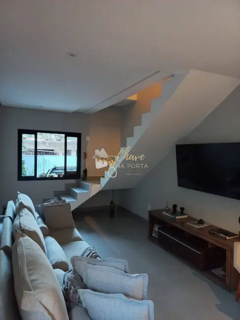 Foto 2 de Casa com 3 quartos à venda, 2000m2 em Parque do Lago, São Paulo - SP