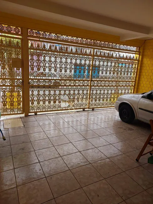 Foto 2 de Casa com 5 quartos à venda, 250m2 em Jardim Senice, São Paulo - SP