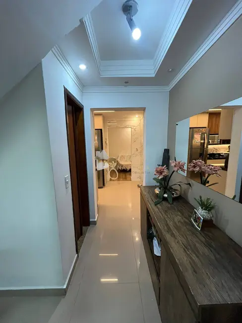 Foto 3 de Sobrado com 3 quartos à venda, 120m2 em Sítio das Madres, Taboao Da Serra - SP