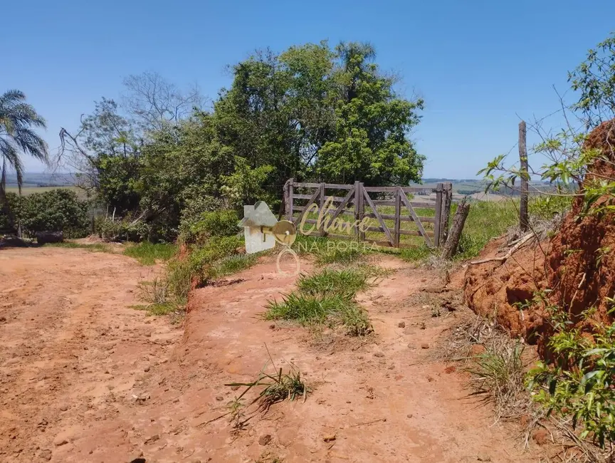Foto 2 de Casa com 1 quarto à venda, 381200m2 em Chácara Santa Maria, Itapecerica Da Serra - SP