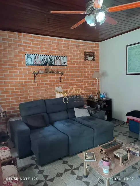 Chácara com 3 quartos à venda, 1000m2 em Centro, Ibiuna - SP - imagem 4 Foto 4 de Chácara com 3 quartos à venda, 1000m2 em Centro, Ibiuna - SP