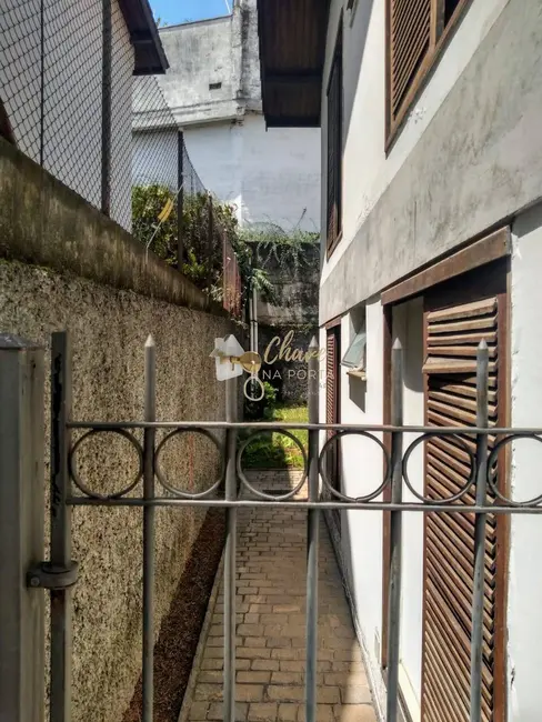 Foto 4 de Sobrado com 5 quartos à venda, 225m2 em Vila Sônia, São Paulo - SP