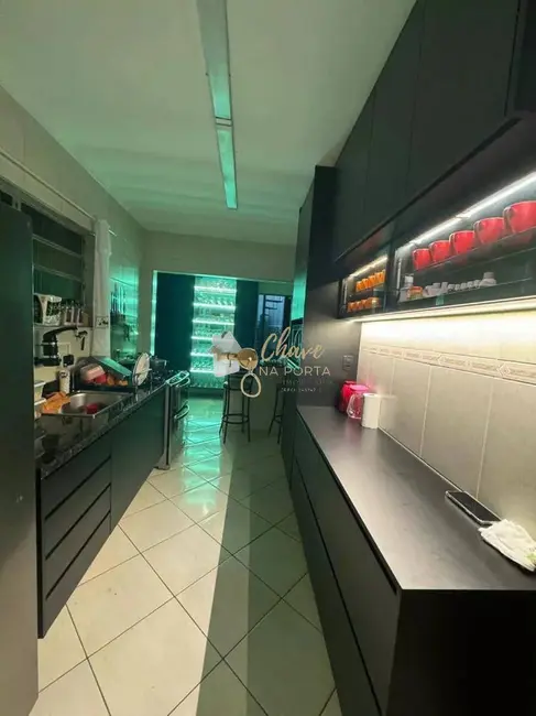 Foto 4 de Casa com 3 quartos à venda, 130m2 em Jardim Patente, São Paulo - SP